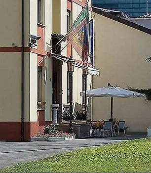 Hotel Autostrada 3*