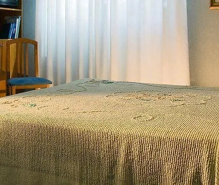 アウストラーダ ホテル