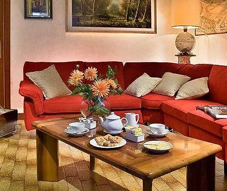 Autostrada Hotel 3*